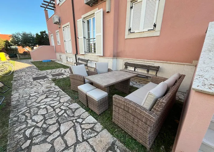 Lavea Sun Luxury Retreat Apartman *